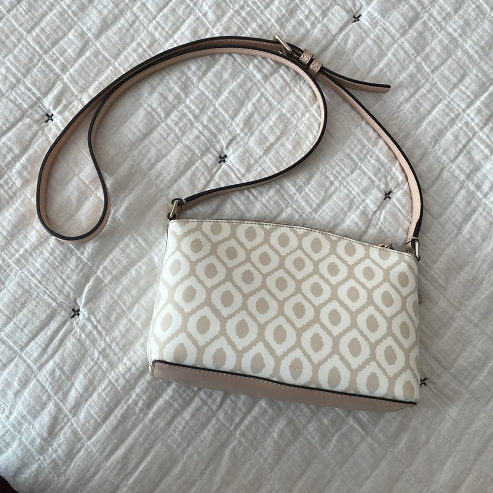 KATE SPADE New York Grove Street Millie Ikat Crossbody Bag in Cream / Cardamom - Picture 4 of 15